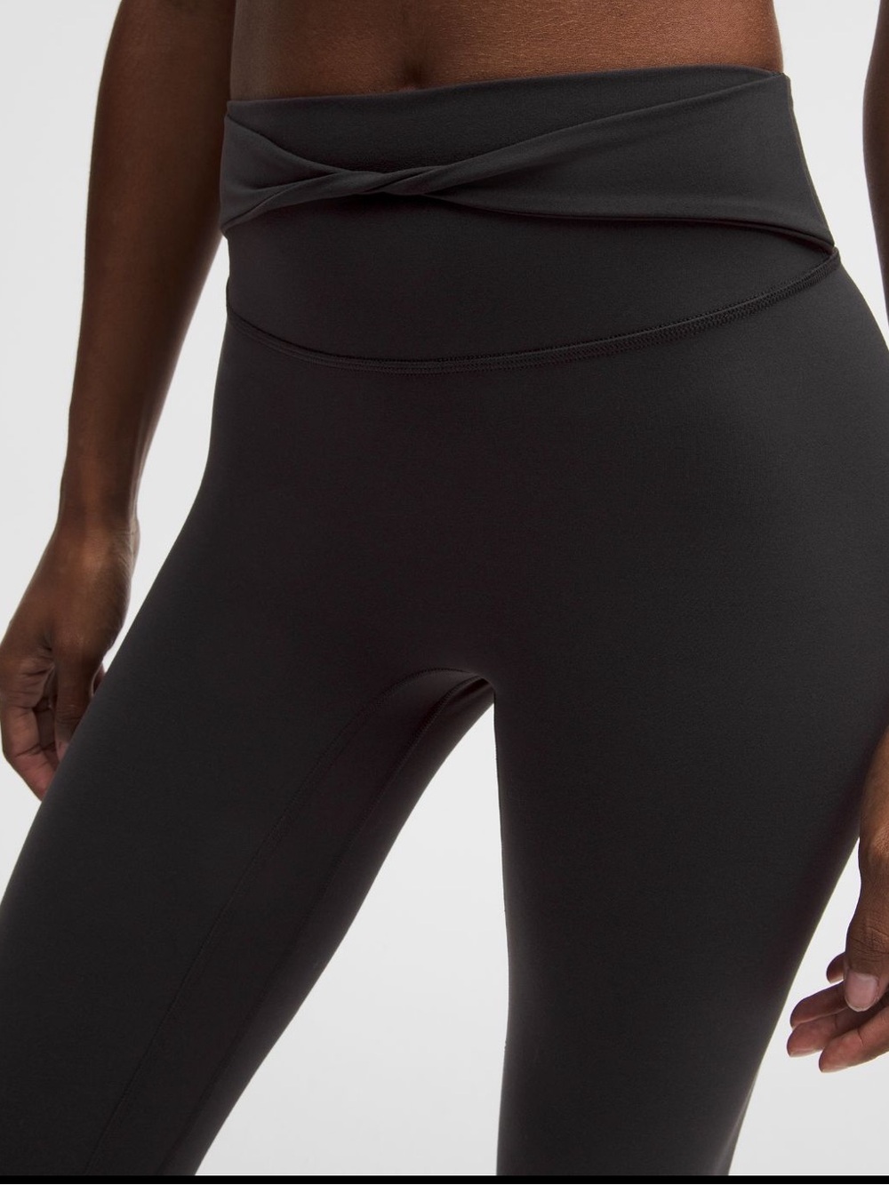 lululemon Align No Line™ High-Rise
Twist Tight 25"